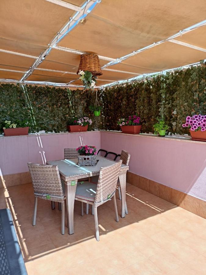 La Petite Maison Ачі-Кастелло Екстер'єр фото